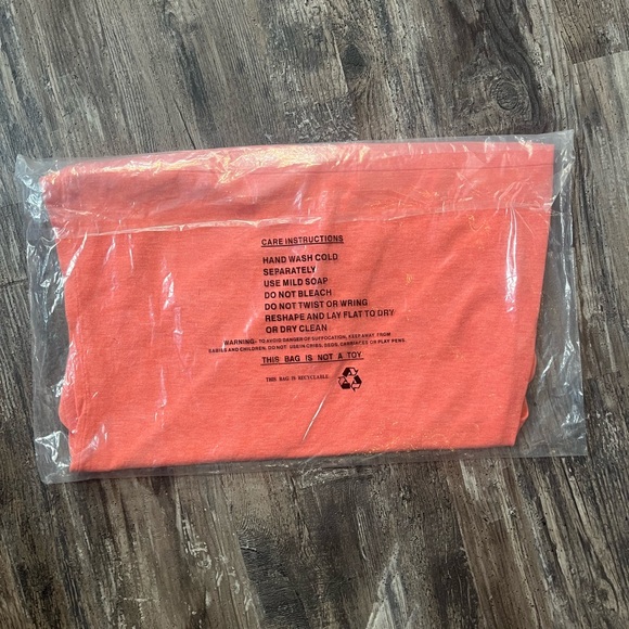 J’Envie Long Sleeve Button Detail Blouse Top Peach Salmon Women’s Size S NWT - Picture 5 of 10